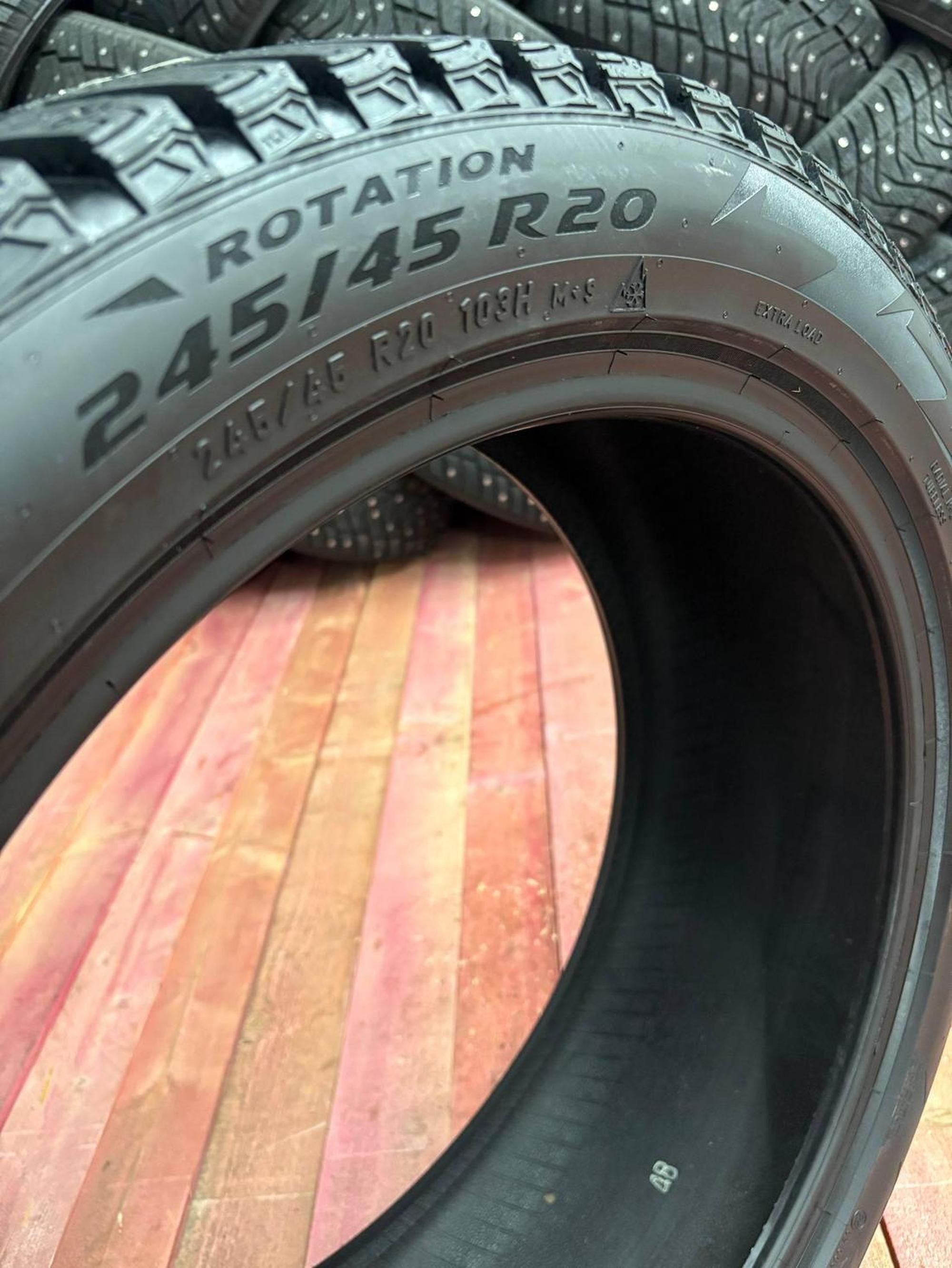 245/45  R20  Pirelli Scorpion Ice Zero 2 шип 103H XL Вид 8