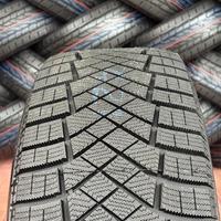 215/55  R17  Pirelli Ice Zero FR 98H XL Вид 5