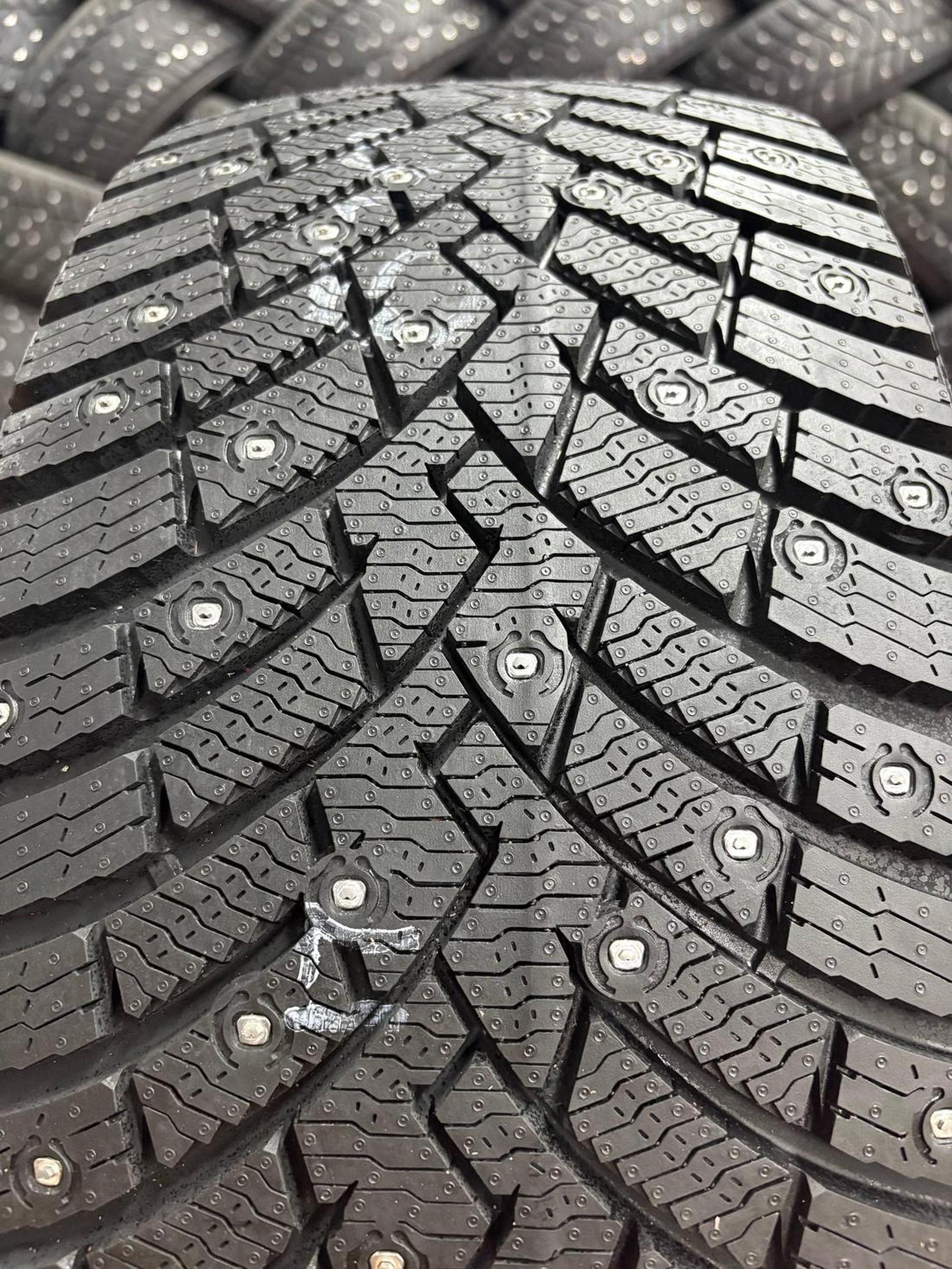 245/45  R20  Pirelli Scorpion Ice Zero 2 шип 103H XL Вид 5