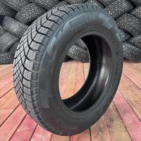 195/65  R15  Pirelli Ice Zero FR 95T XL